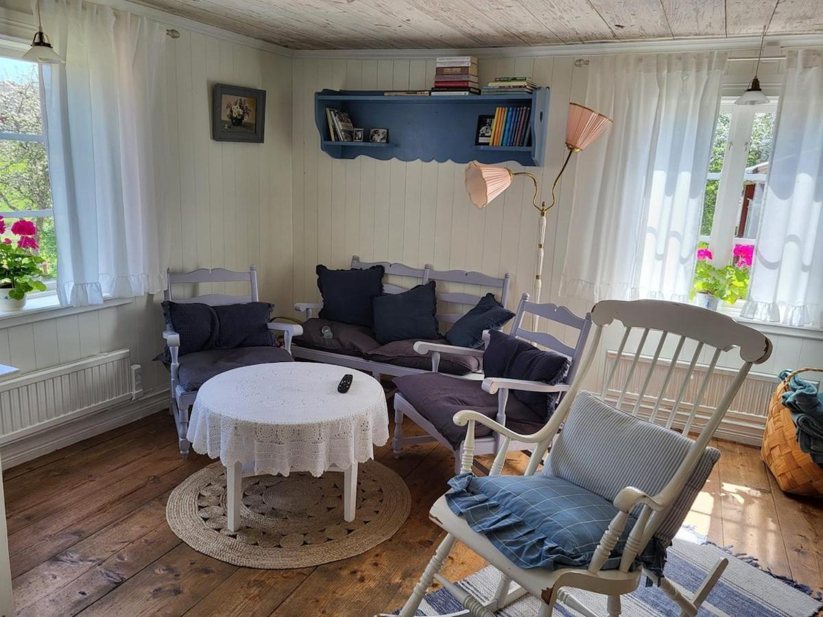 마리안넬룬드 Bullerbyn - Mellangarden - Astrid Lindgren'S Family House 빌라 외부 사진