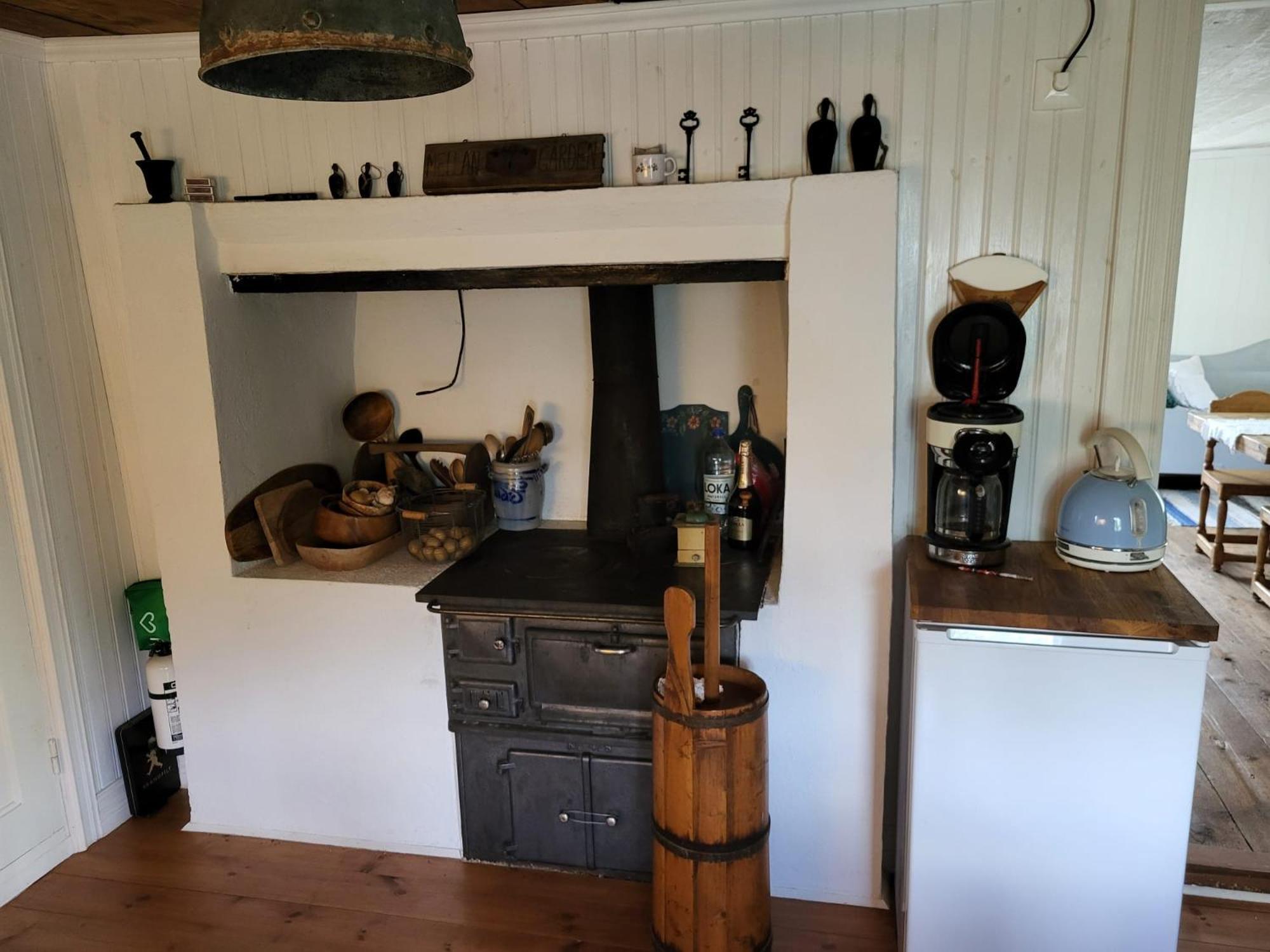 마리안넬룬드 Bullerbyn - Mellangarden - Astrid Lindgren'S Family House 빌라 외부 사진