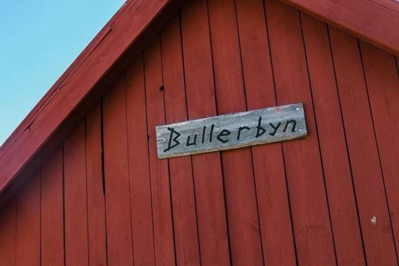 마리안넬룬드 Bullerbyn - Mellangarden - Astrid Lindgren'S Family House 빌라 외부 사진